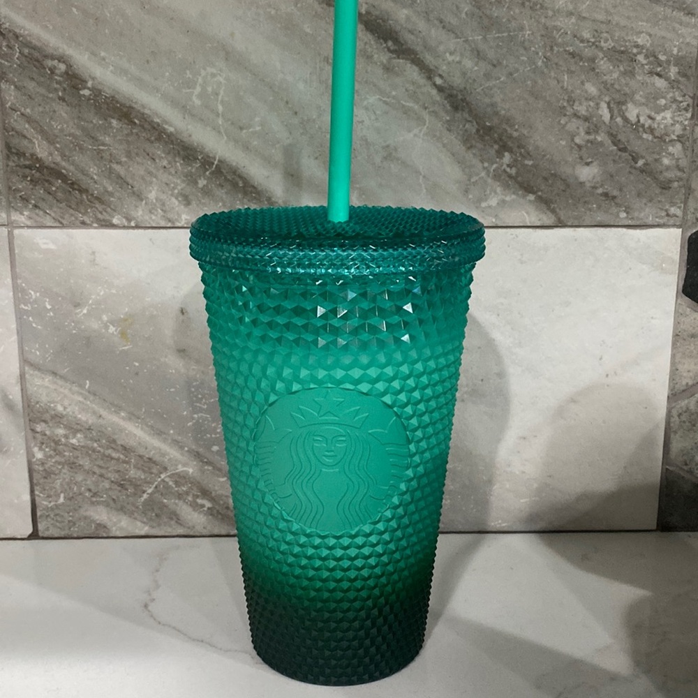 Grande wintergreen ombré tumbler